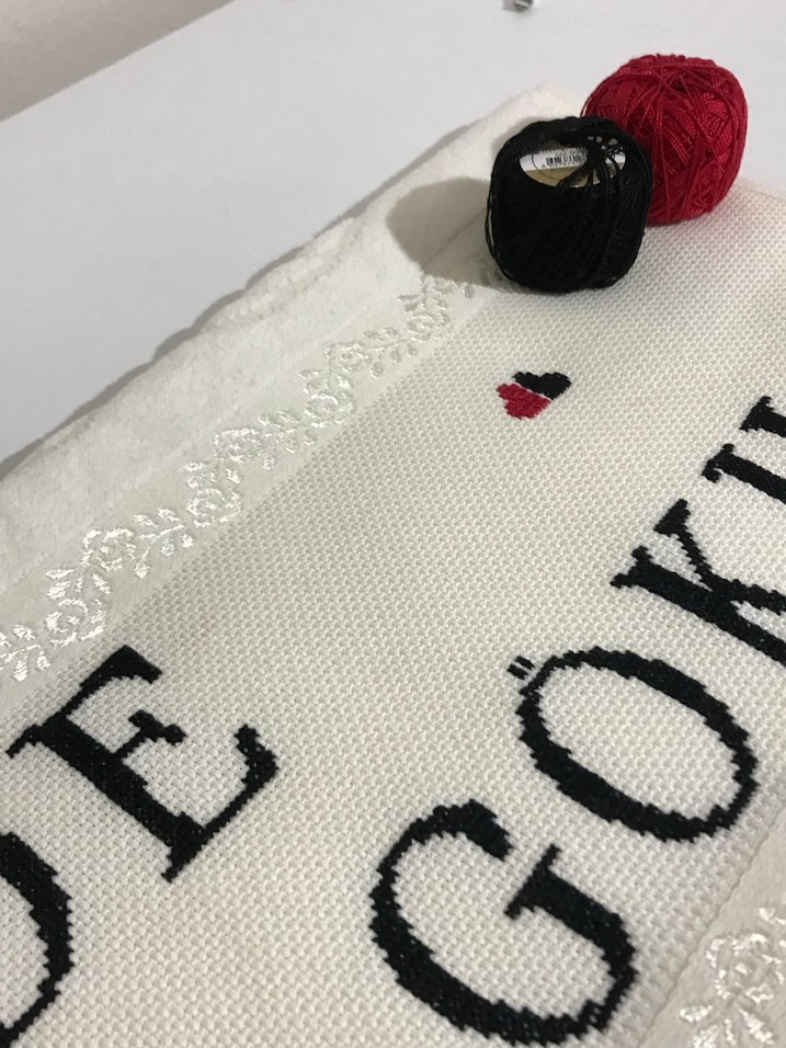 Nakışlı Beyaz Havlu Gokhan Asude - Görsel 4