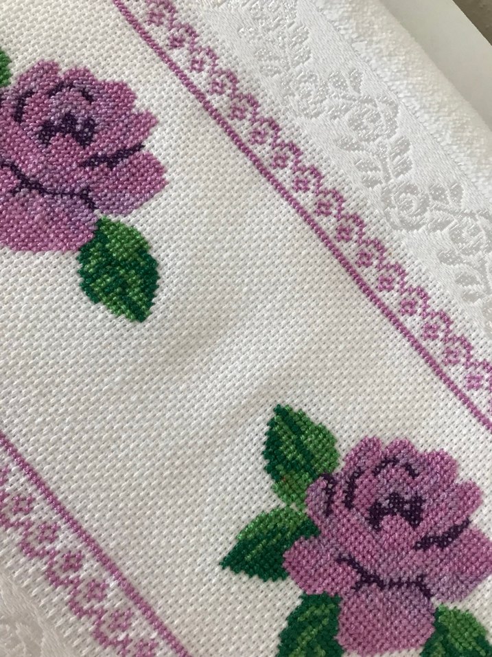 Nakışlı Beyaz Havlu - Görsel 4