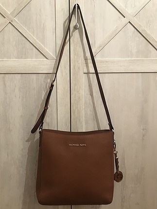 Michael Kors Çapraz Çanta
