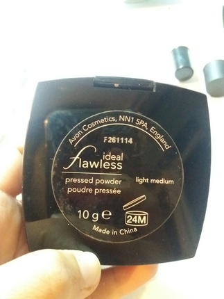 avon pudra