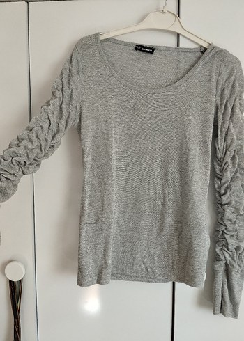 Gri gümüş rengi bluz - Görsel 2