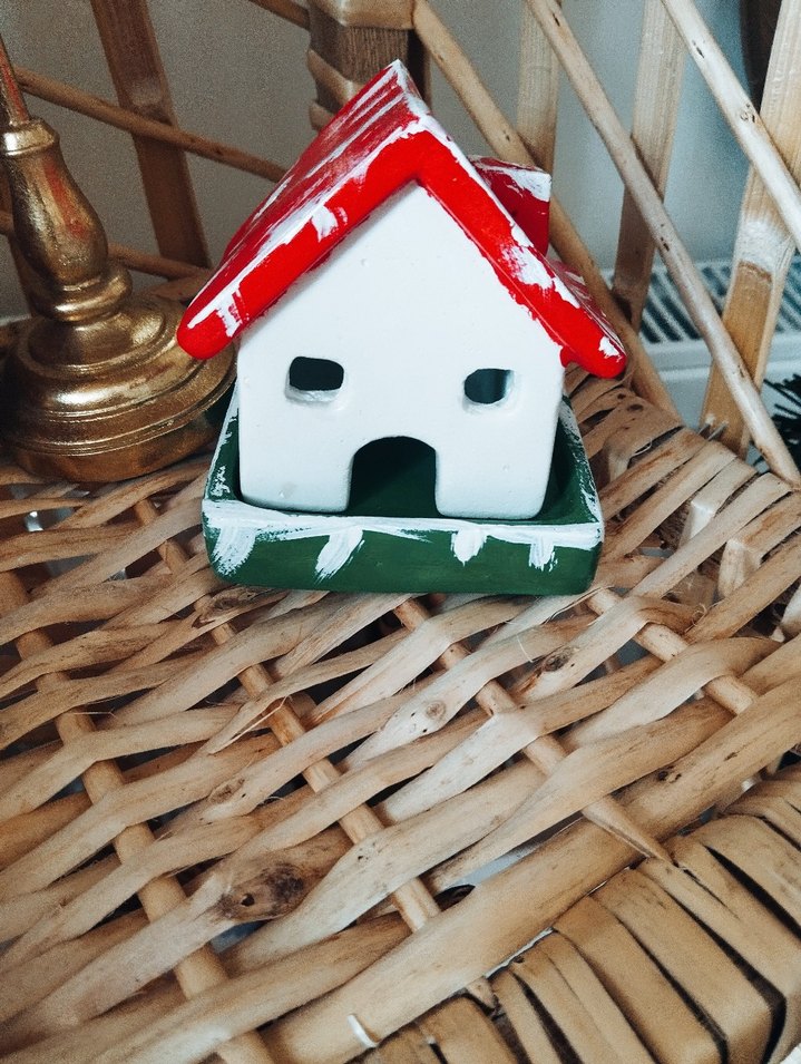 Ev mumluk tütsülük karlı ev - Görsel 2