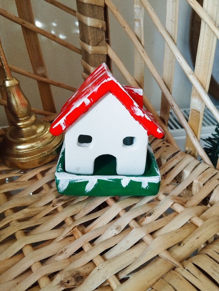 Ev mumluk tütsülük karlı ev - Görsel 3