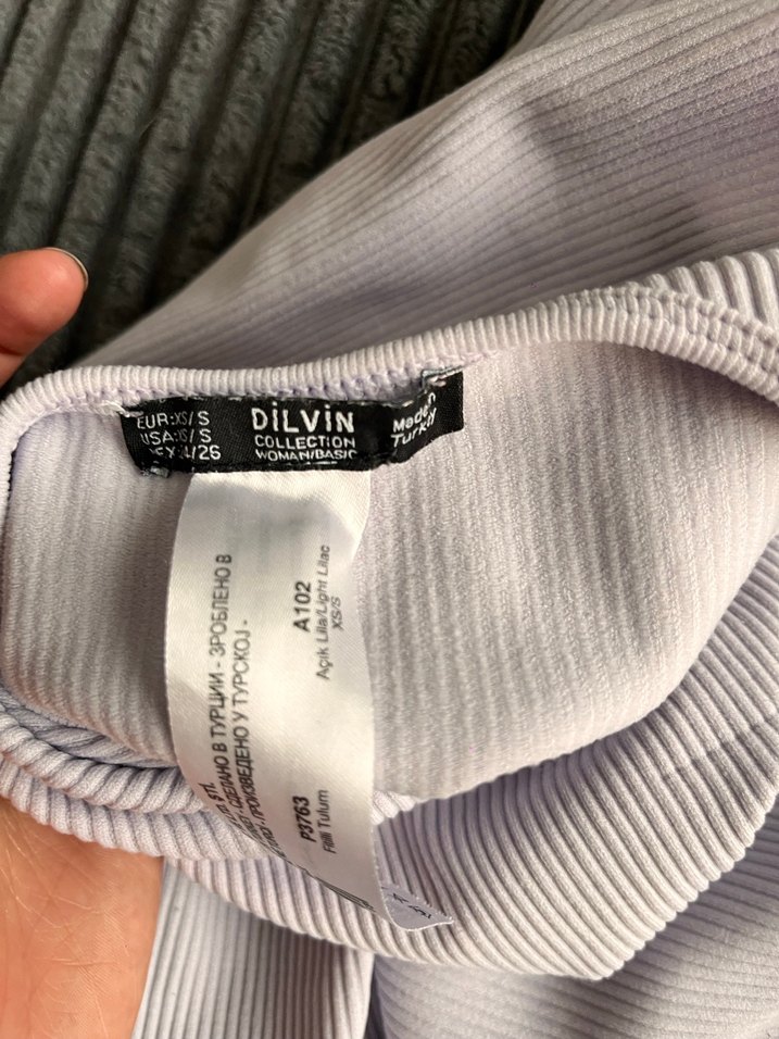 Beyaz Yüksek Yakalı - Görsel 2