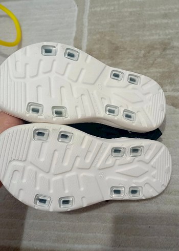 LC Waikiki Cırt Cırtlı Erkek Çocuk Çok Renkli sandalet