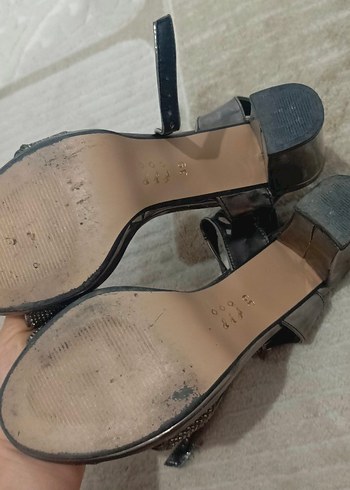 39 Beden Gri Parlak Stiletto Kadın Ayakkabı