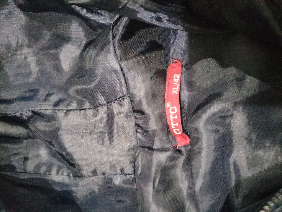 Siyah Fermuarlı Kadın Kışlık Mont - Görsel 2