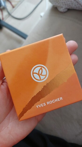 Yves rocher bronzer