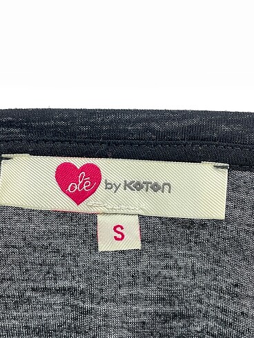 s Beden siyah Renk Koton T-shirt %70 İndirimli.
