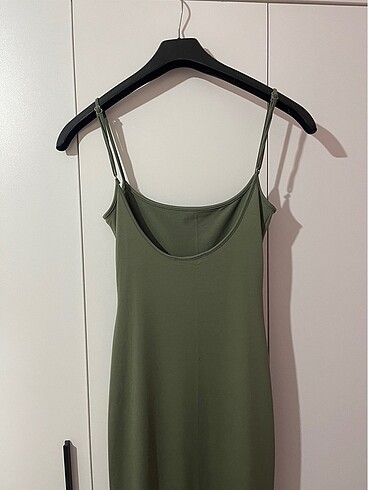 Bershka Elbise