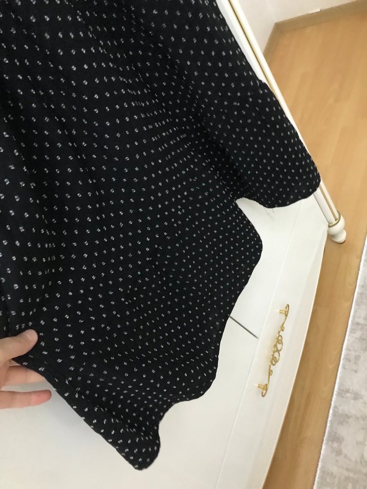 Siyah Puantiyeli Uzun Pamuklu Elbise - Görsel 3