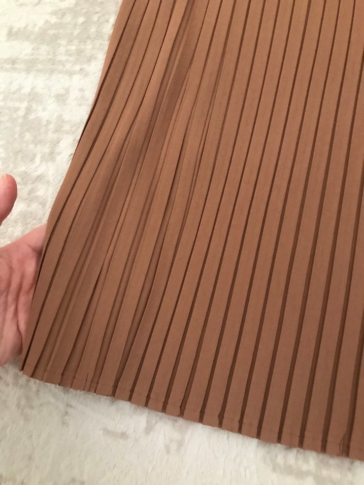 Kadın Kahverengi Piliseli Uzun Elbise - Görsel 4