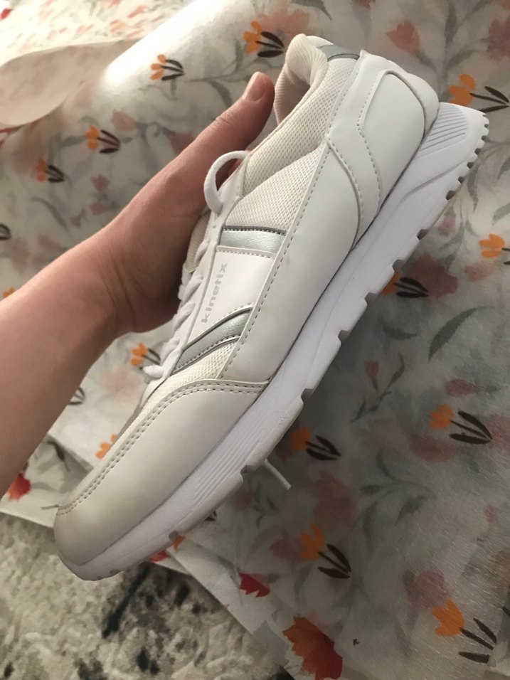 Beyaz Kinetix Bağcıklı Kadın Spor Ayakkabı - Görsel 2