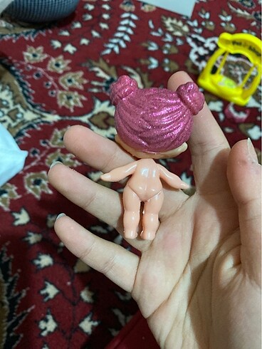 Beden Renk Lol bebek ?Orjinal değildir