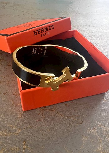 Hermes Paris Altın Renkli Tokalı Bilezik