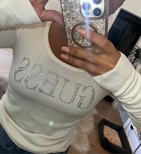 GUESS TAŞLI TRİKO BLUZ