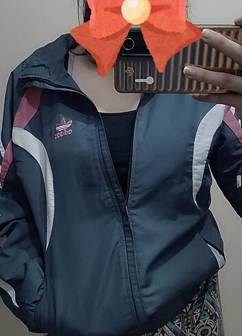 Vintage adidas ceket (orj değildir)