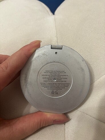 Beden The Balm Highlighter