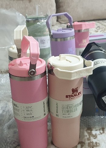 Stanley üstten tutmalı barkodlu Termosu Kutulu - Görsel 3