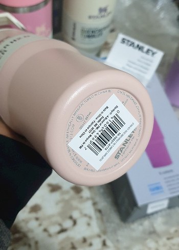 Stanley üstten tutmalı barkodlu Termosu Kutulu - Görsel 6
