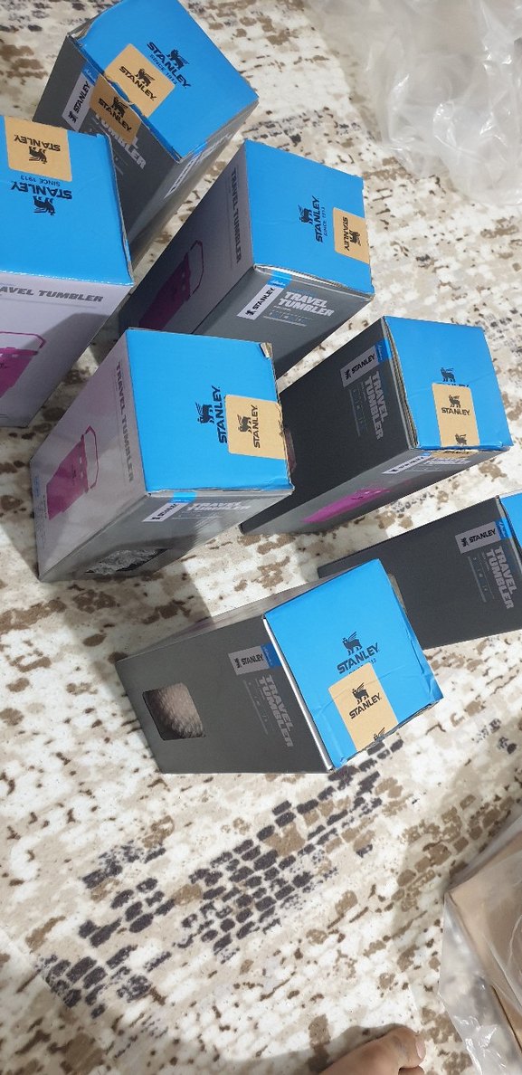 Stanley üstten tutmalı barkodlu Termosu Kutulu - Görsel 2