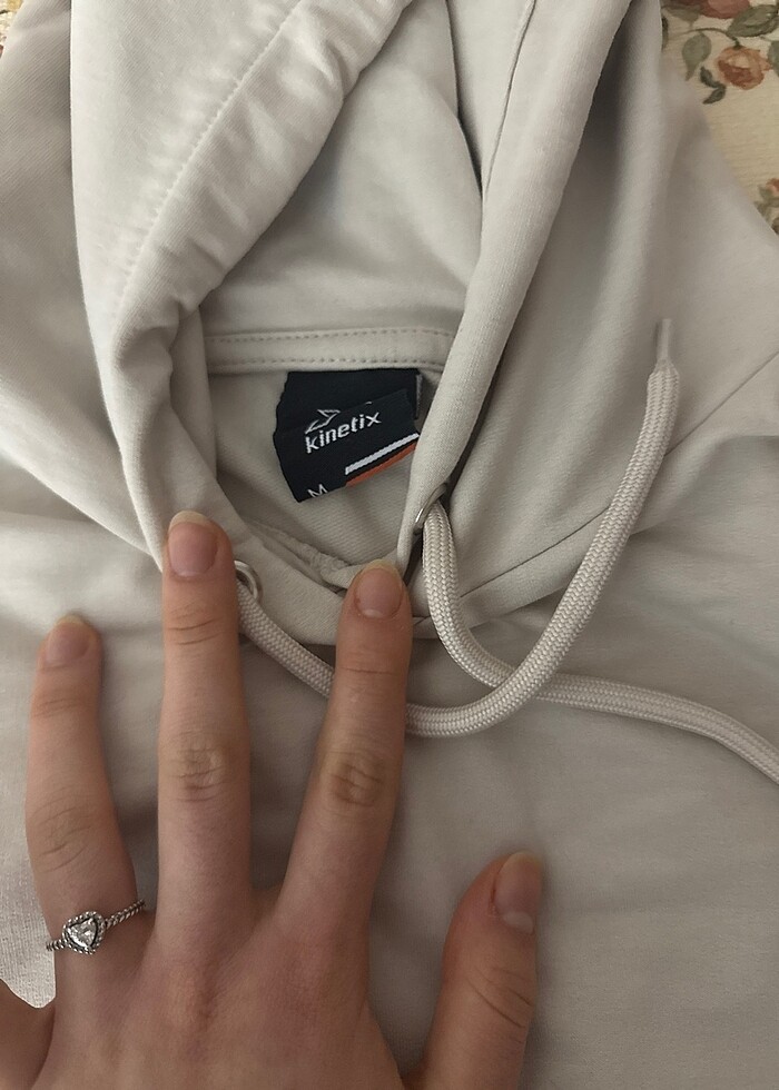 1 kere giyildi - Görsel 2