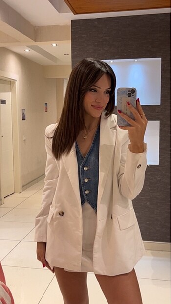 Beyaz blazer