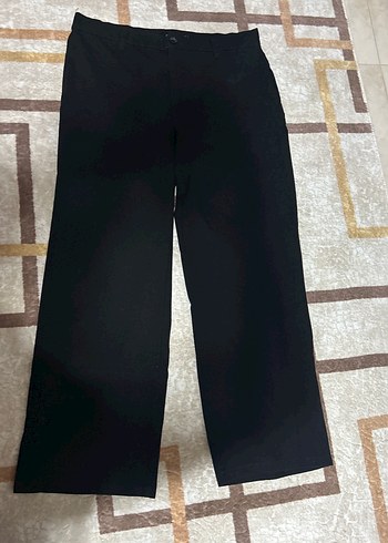 Pull and Bear Siyah Duz Paca Kumas Pantolon