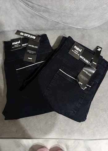 Siyah Kemerli Dar Kesim Erkek Kot Pantolon - Görsel 4