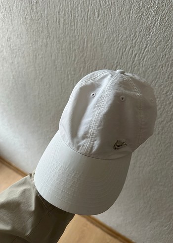 Nike Beyaz Spor Şapka - Görsel 4