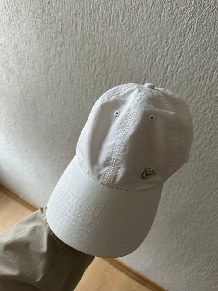 Nike Beyaz Spor Şapka - Görsel 4