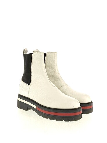 Vintage Love Vintage Love Bot %70 İndirimli.