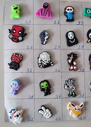 35 Beden çeşitli Renk CROCS TERLİK SÜSLERI