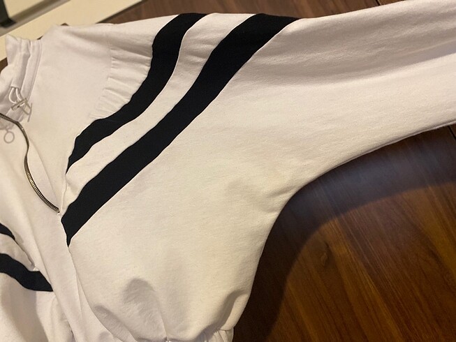 l Beden Sweatshirt