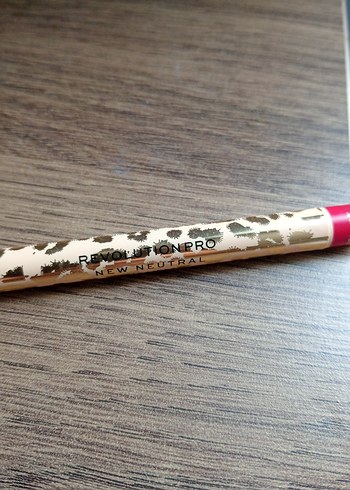 Pastel Pembe Dudak Kalemi