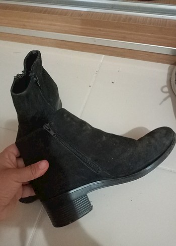 Siyah Süet Kadın Bot, Stiletto Topuklu, Tokalı