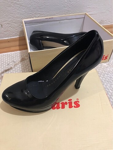 Topuklu ayakkabı - Görsel 2