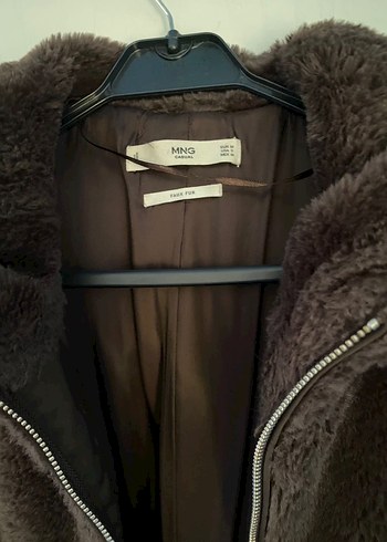 Kahverengi Kapüşonlu Kadın Peluş Ceket - Görsel 4