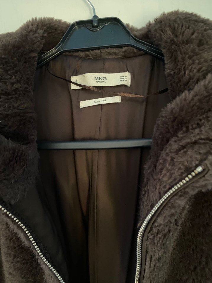 Kahverengi Kapüşonlu Kadın Peluş Ceket - Görsel 4