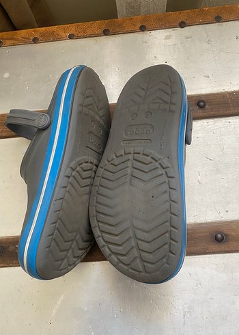 Crocs Crocs çocuk Gri Tokalı Terlik