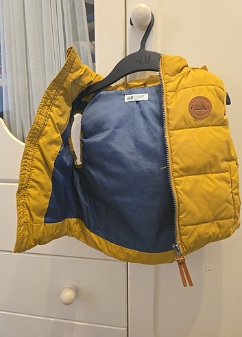 3/4 yaş H&M marka hardal rengi yelek