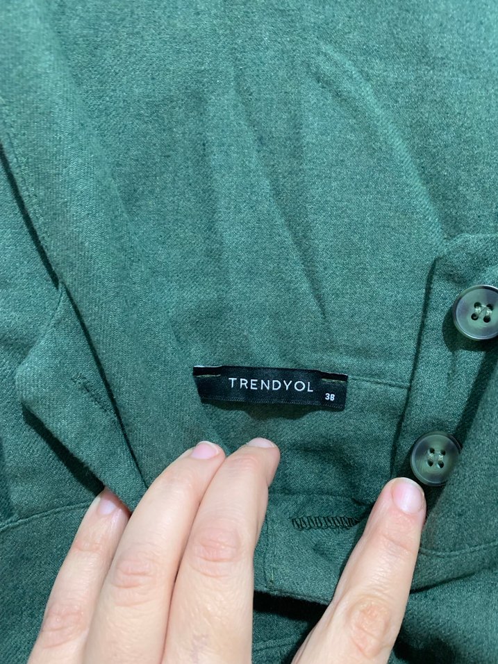 Düğmeli V Yaka Yeşil Keten Kadın Tulum - Görsel 2
