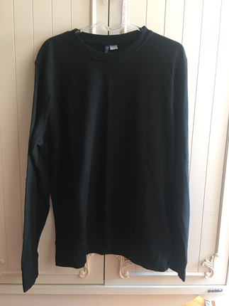 H&M Hm divided