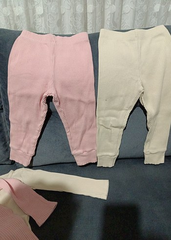 Uzun Kollu Düğmeli Bebek Kız Takımı - Görsel 7