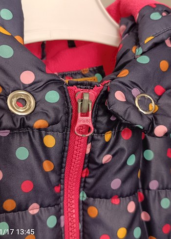 Kız Çocuk Renkli Puantiyeli Fermuarlı Yelek - Görsel 4