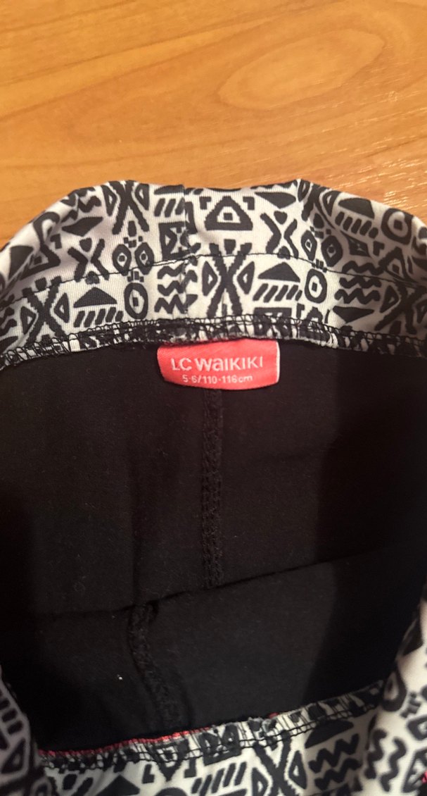 Desenli Siyah Esnek çocuk Tayt (110-116 cm) 5-6 yaş - Görsel 2