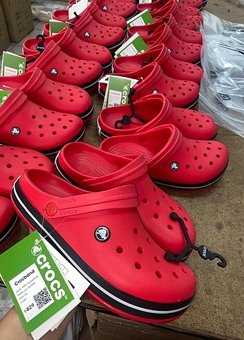 40 Beden Crocs