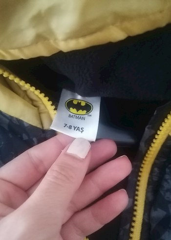 7 Yaş Beden siyah Renk Kapüşonlu Siyah Batman Baskılı Erkek Yağmurluk