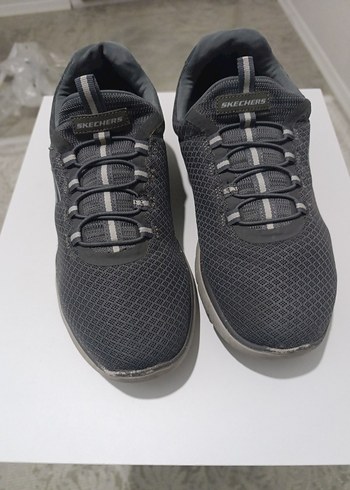 Skechers 44