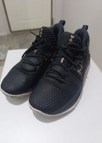 Siyah Under Armour Basketbol Ayakkabısı - Görsel 2